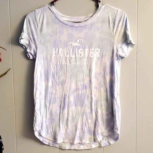 Hollister Tops - Hollister Tie Dye Curve hem Tshirt small